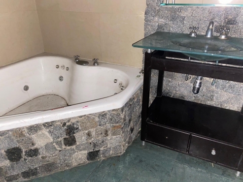 Chalet 5 amb. desarrollado en dos plantas - 190 m²