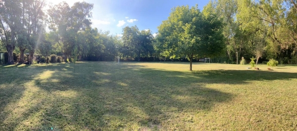 Espectacular casa Quinta en lote de 7500 m2 