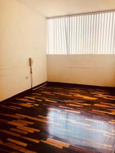Vendo Departamento por El Óvalo Higuereta