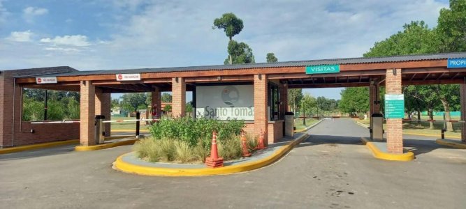 Venta de Terreno en El Barrio Santo Tomas - Pilar