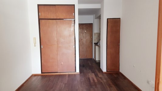 Dueño vende barrio Martin