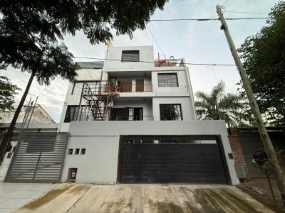 Departamento en Alquiler – 2 Dorm. – 2 Baños - Benigno Portela 1248